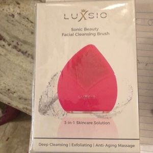 Luxsio Sonic Beauty Cleansing Brush